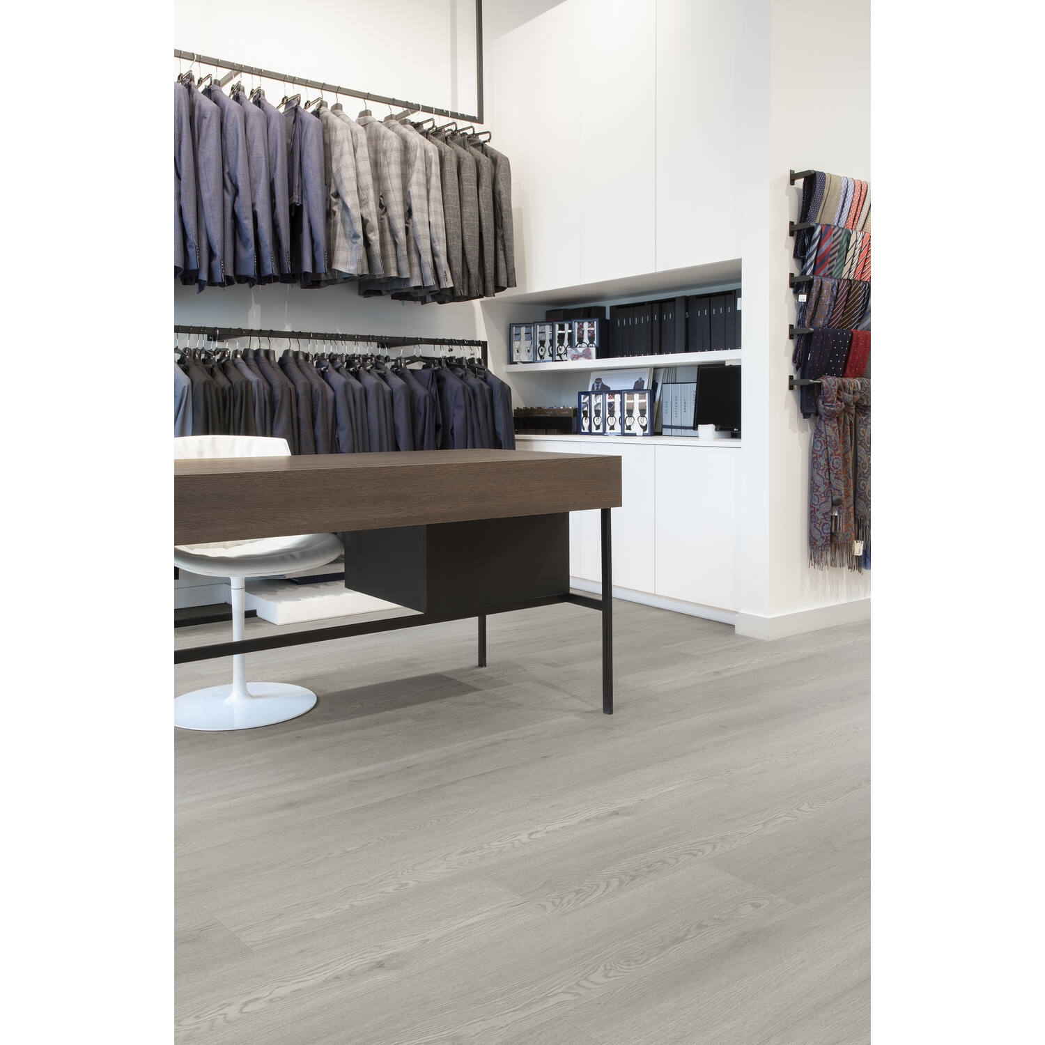 CORETEC Essentials 1200+ Cleveland Oak LVPE 1494