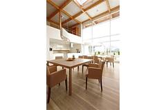 EXPONA Commercial Blond 4022 Honey Ash